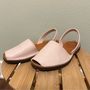 Spanish Sandal Company Classic Flat in Chalk Pink